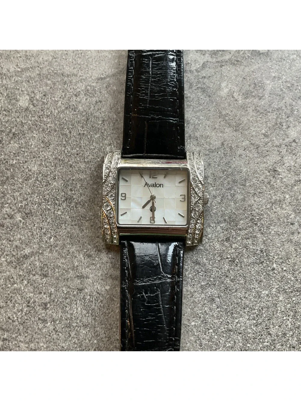 Beautiful Avalon Women’s Watch 37mm Silver Tone Case Black Leather Band A5